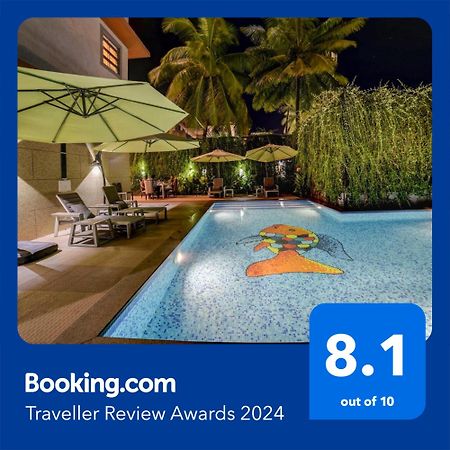 แฟ็บโฮเต็ล ไพรม์ ซาราลา คราวน์ Hotel กาลังกูติ ภายนอก รูปภาพ